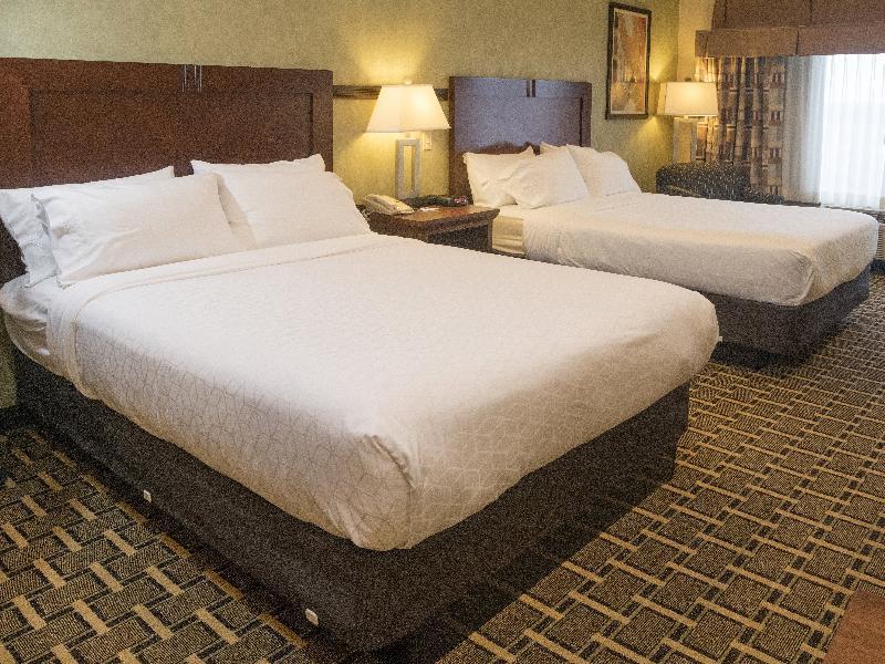 Holiday Inn Express Hotel & Suites Youngstown North-Warren/Niles By Ihg Exterior photo